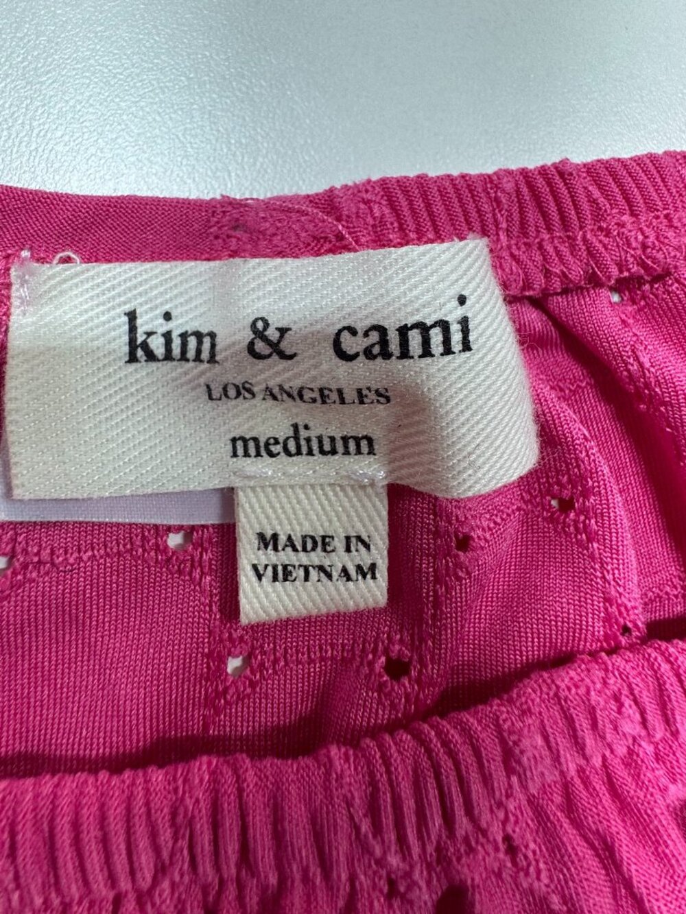 Kim & Cami Hot Pink Eyelet Flutter Sleeve Blouse Medium Boho Top - Picture 5 of 8